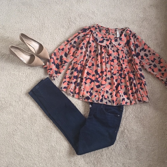 Mono B coral and navy blouse size medium - Picture 2 of 5